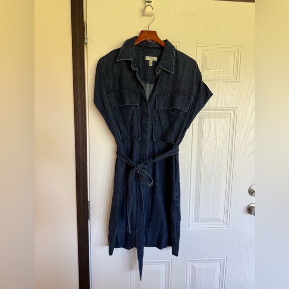 COS Dresses & Skirts - COS denim cap sleeve shirt dress, removable belt.